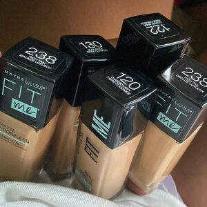 Maybelline FIT ME 130 , 238x2 , 122 , 120